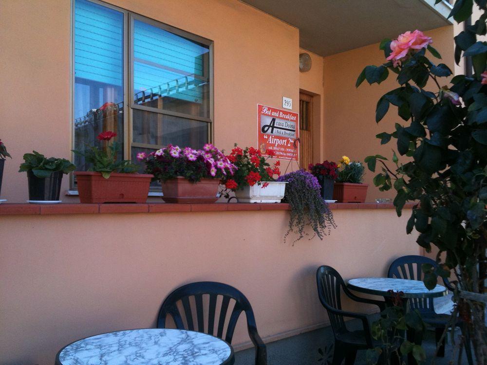 A Casa Doina Airport2 Acomodação com café da manhã Pisa Exterior foto
